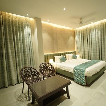 Rāipur Hotel Laksh מראה חיצוני תמונה